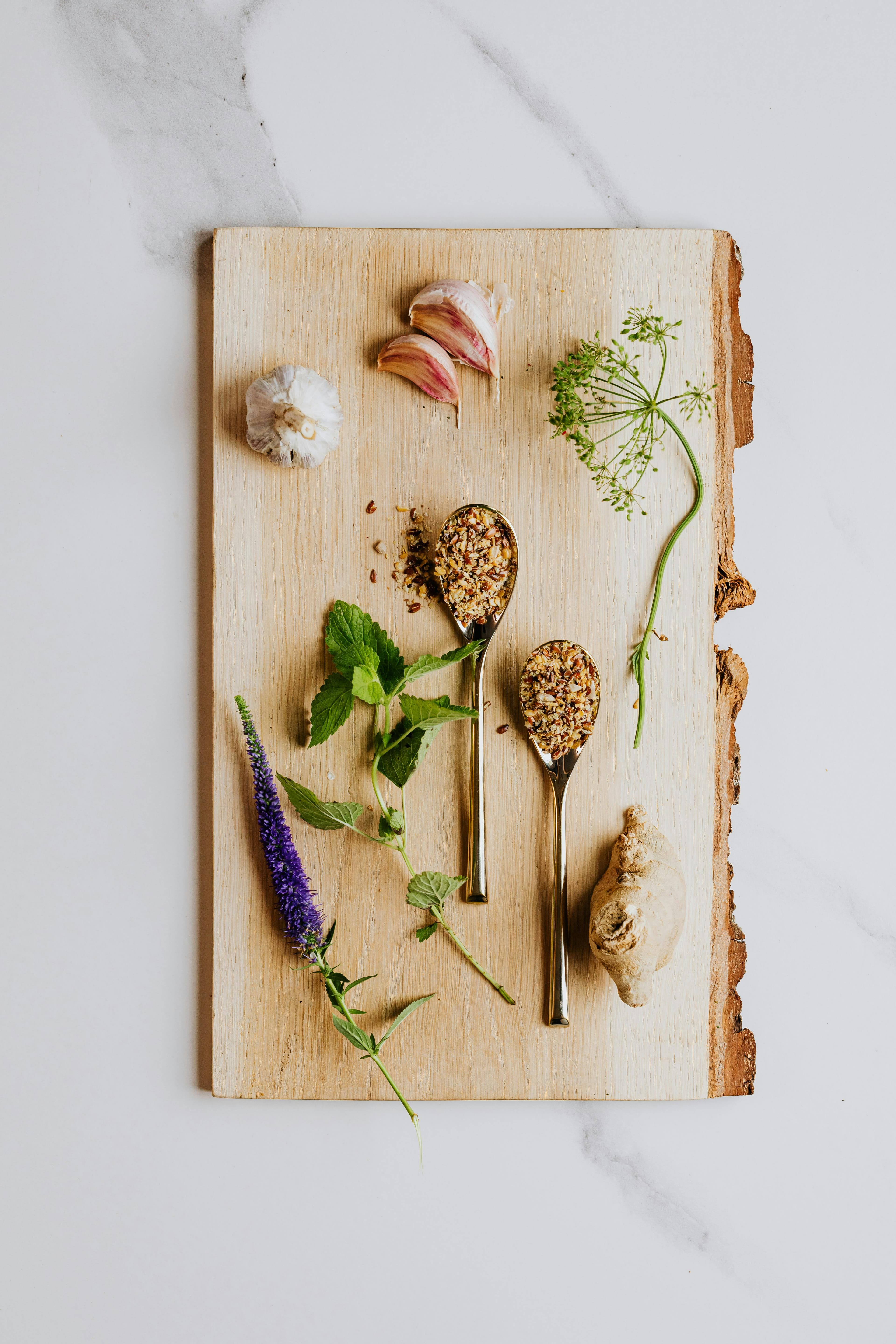 Various natural remedies for dry mouth including herbal teas, aloe vera, and ginger