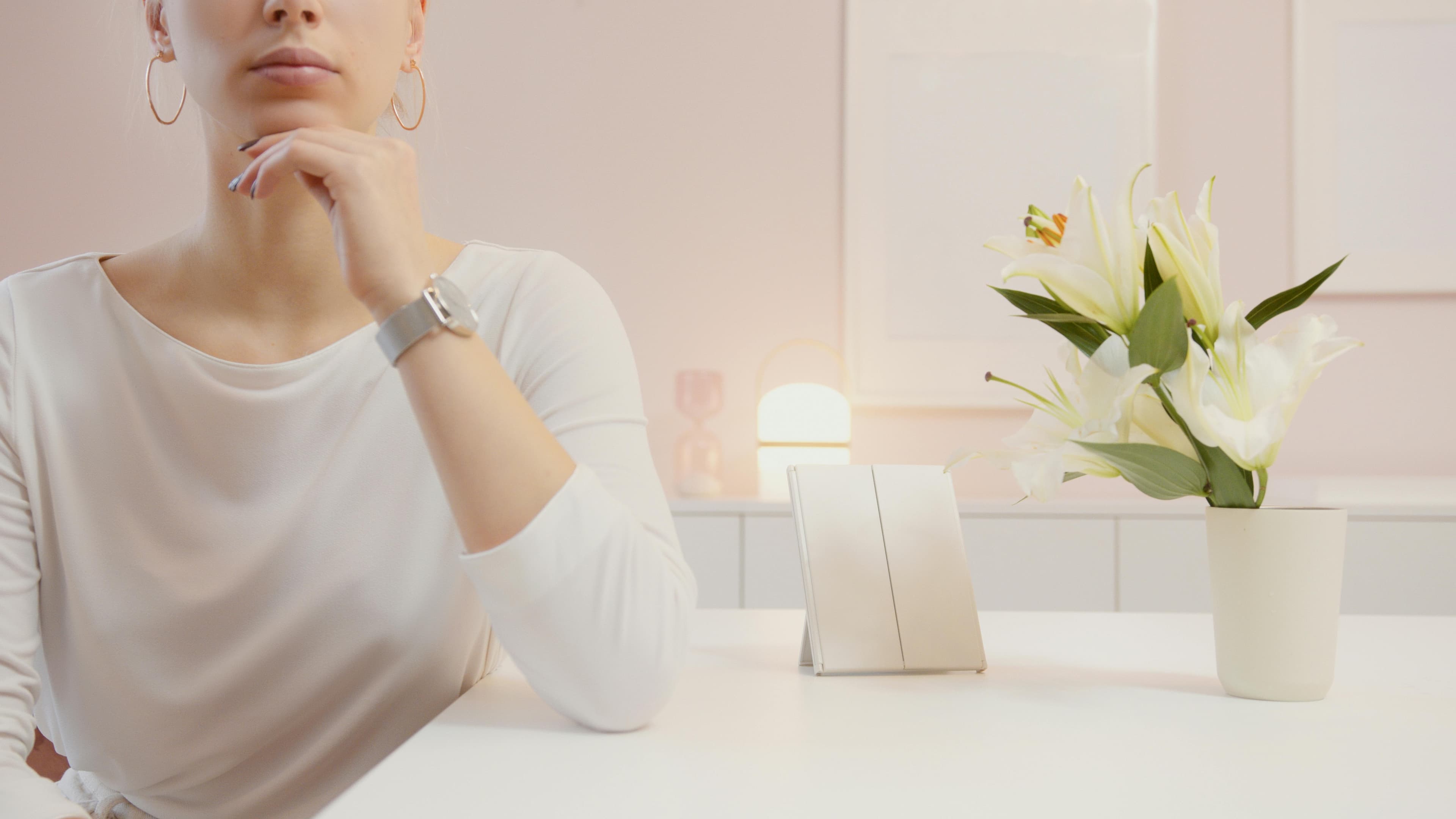 Comparison of healthy teeth and teeth affected by bulimia-induced erosion